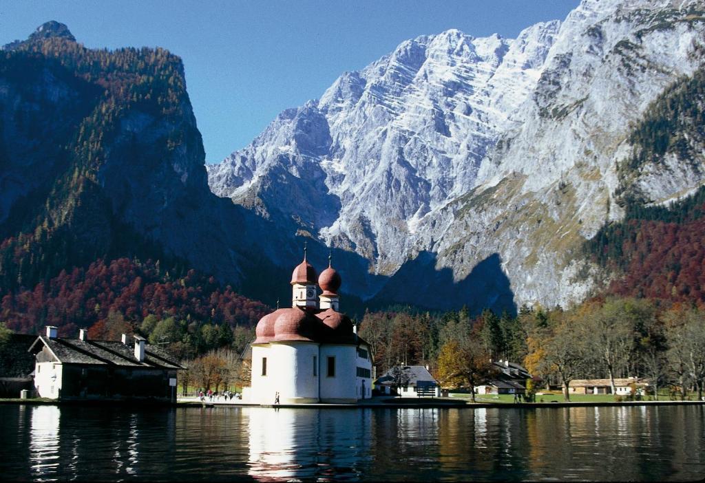 Alpenhotel Weiherbach Berchtesgaden Hallenbad Und Sauna Экстерьер фото
