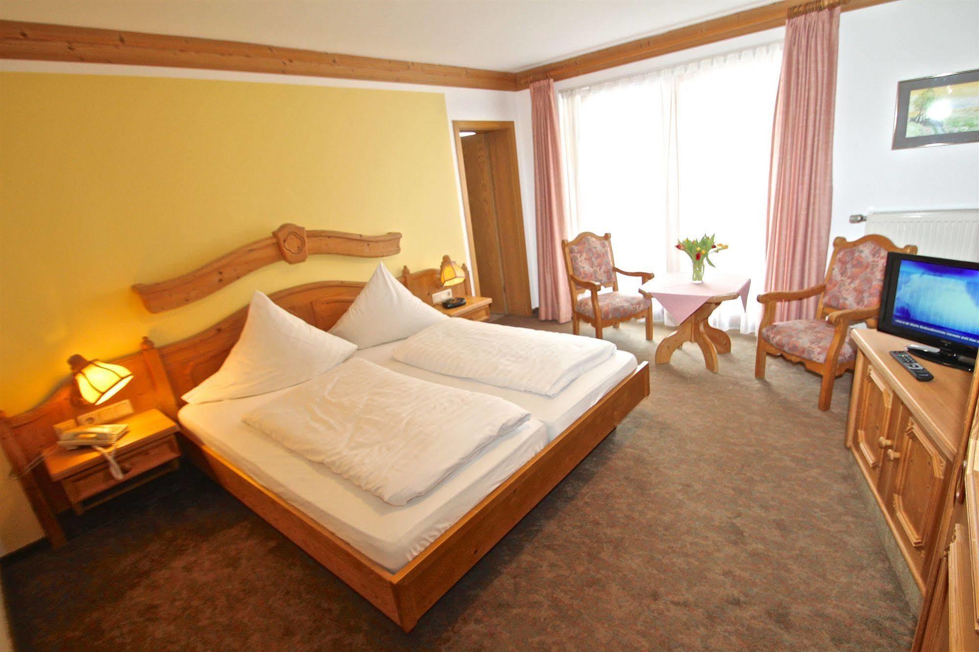 Alpenhotel Weiherbach Berchtesgaden Hallenbad Und Sauna Экстерьер фото